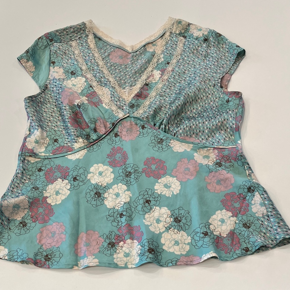 Aqua Floral V-Neck Peplum Top - Silk